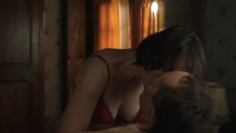 Mia Delmae - Nude & Sexy Videos in The Chalet s01e01 (2017)