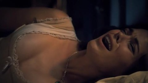 Katia Winter - Nude & Sexy Videos in Sleepy Hollow s02e06 (2014)