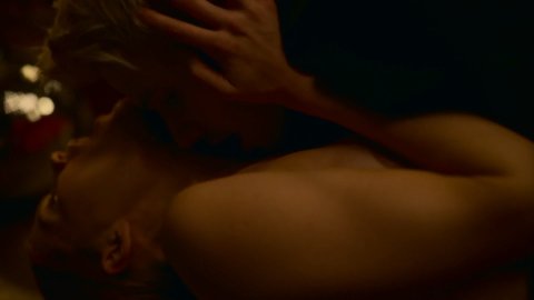 Emma Greenwell - Nude & Sexy Videos in The Rook s01e07 (2019)