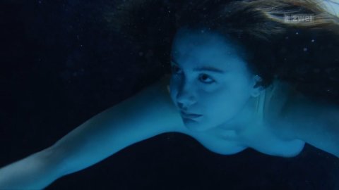 Annina Walt - Nude & Sexy Videos in Eva (2018)