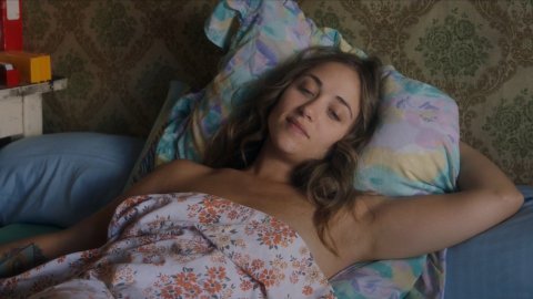 Lilly-Fleur Pointeaux - Nude & Sexy Videos in La Vie devant elles s02e04-06 (2017)