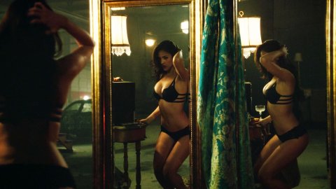 Eiza Gonzalez - Nude & Sexy Videos in From Dusk Till Dawn: The Series s02e01 (2015)