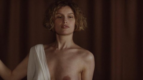 Laetitia Casta - Nude & Sexy Videos in The Maiden and the Wolves (2007)