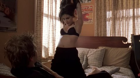 Brittany Murphy, Clementine Ford - Nude & Sexy Videos in Cherry Falls (2000)
