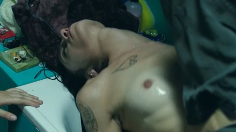Roberta Mattei - Nude & Sexy Videos in Italian Race (2016)