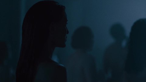 Julia Jones - Nude & Sexy Videos in Westworld s02e08 (2018)