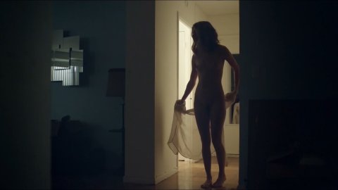Jennifer Missoni, Dawn Olivieri - Nude & Sexy Videos in To Whom It May Concern (2015)