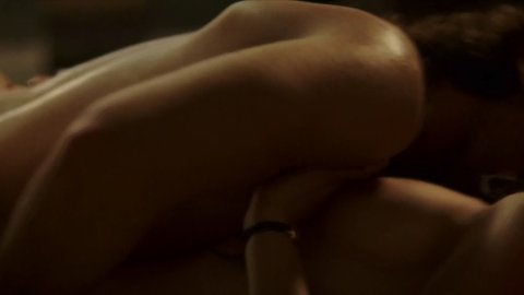 Guiomar Puerta - Nude & Sexy Videos in 45 RPM s01e13 (2019)