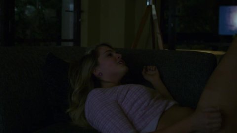 Anne Winters - Nude & Sexy Videos in 13 Reasons Why s02E07 (2018)