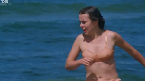 Laura Kjær - Nude & Sexy Videos in Seaside Hotel s06e01 (2019)
