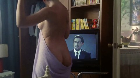 Esther Del Prado - Nude & Sexy Videos in El robobo de la jojoya (1991)