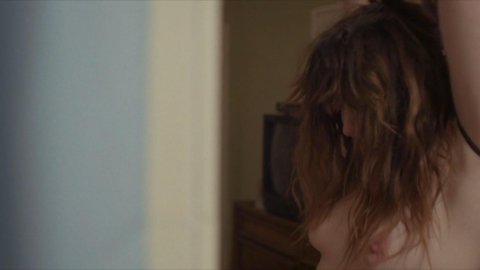 Kathryn Hahn - Nude & Sexy Videos in I Love Dick s01e07 (2017)