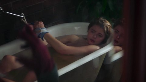 Chloe Grace Moretz - Nude & Sexy Videos in Greta (2018)