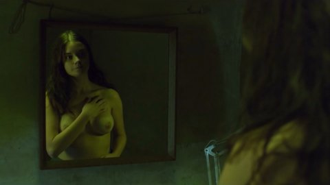 Maria Winther Norgaard - Nude & Sexy Videos in The Aquarium (2017)