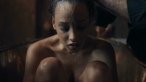 Elarica Johnson - Nude & Sexy Videos in A Discovery of Witches s01e02-07 (2018)