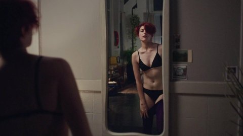 Nathalie Love, Greta Gerwig - Nude & Sexy Videos in 20th Century Women (2016)