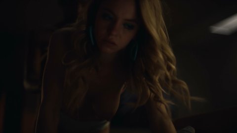 Sydney Sweeney - Nude & Sexy Videos in Euphoria s01e06 (2019)