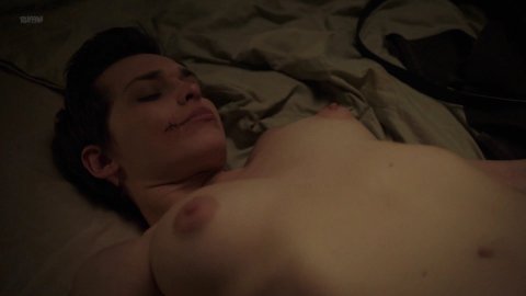 Sara Serraiocco, Nazanin Boniadi - Nude & Sexy Videos in Counterpart s01e04 (2018)