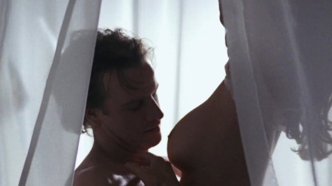 Kehli O'Byrne, Diane Lane - Nude & Sexy Videos in Knight Moves (1992)