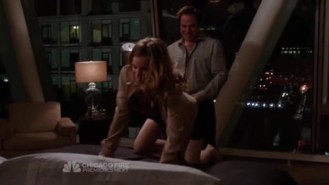 Anna Chlumsky - Nude & Sexy Videos in Law & Order: Special Victims Unit s14e03 (2013)