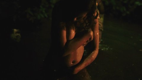 Claudia Muniz - Nude & Sexy Videos in 7 Days in Havana (2012)