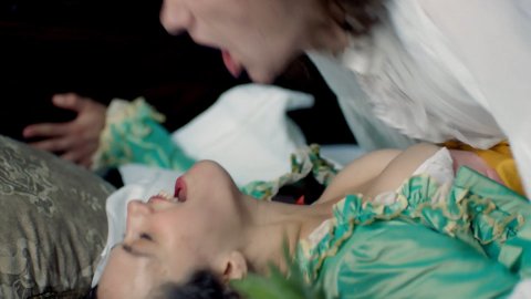 Jessica Brown Findlay - Nude & Sexy Videos in Harlots s01e01 (2017)