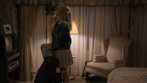 Kirsten Dunst - Nude & Sexy Videos in On Becoming a God in Central Florida s01e04 (2019)