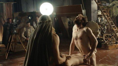 Franziska Holitschke - Nude & Sexy Videos in Babylon Berlin s01 (2017)