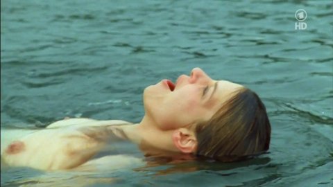 Joerdis Triebel - Nude & Sexy Videos in Ein guter Sommer (2011)