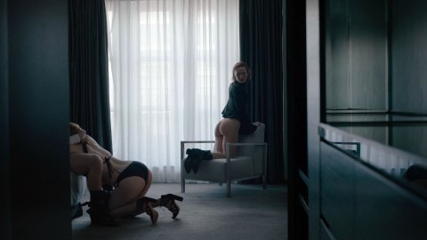 Louisa Krause, Gillian Williams - Nude & Sexy Videos in The Girlfriend Experience s02e01 (2017)