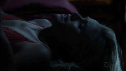 Kristen Bell - Nude & Sexy Videos in House of Lies s01e08 (2012)