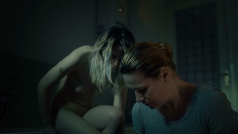 Sandra Drzymalska - Nude & Sexy Videos in Back Home (2018)