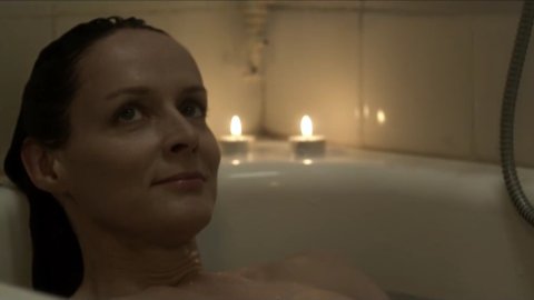 Claude Perron - Nude & Sexy Videos in Edwige (2011)