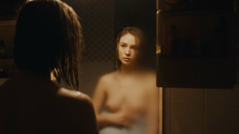 Zofia Wichlacz - Nude & Sexy Videos in The Mire s01e02 (2018)