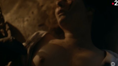 Laura Smet, Caroline Borderieux - Nude & Sexy Videos in La Garçonne s01e04 (2020)