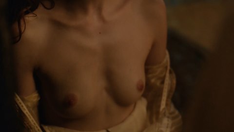 Charlotte Hope - Nude & Sexy Videos in The Spanish Princess s01e02 (2019)