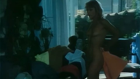 Ute Christensen - Nude & Sexy Videos in Le Tiroir secret (1986)
