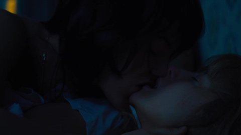 Emma Stone, Andrea Riseborough - Nude & Sexy Videos in Battle of the Sexes (2017)