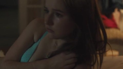Kaitlyn Dever - Nude & Sexy Videos in All Summers End (2017)