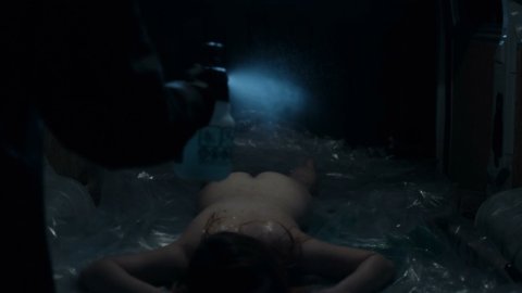 Pamela Tola - Nude & Sexy Videos in Deadwind s01e12 (2018)