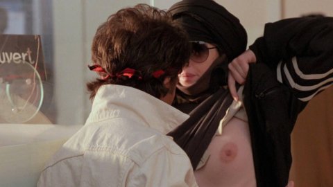 Isabelle Adjani - Nude & Sexy Videos in Ishtar (1987)