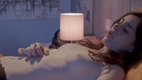 Juliette Pi - Nude & Sexy Videos in Margaux (2017)