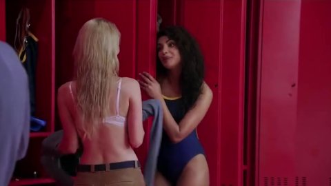 Johanna Braddy, Anabelle Acosta - Nude & Sexy Videos in Quantico s01e03 (2015)