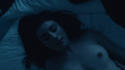 Dominik García-Lorido - Nude & Sexy Videos in Desolation (2017)
