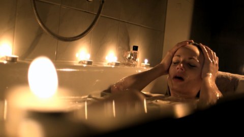 Nora Huetz - Nude & Sexy Videos in Mephisto-Effekt (2013)
