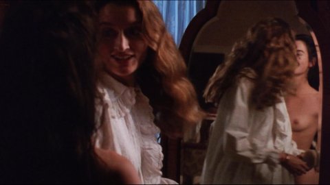Lena Headey - Nude & Sexy Videos in Mrs. Dalloway (1997)