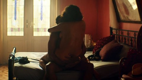 La La Anthony - Nude & Sexy Videos in Double Play (2017)
