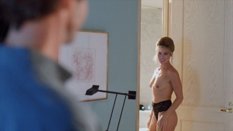 Yancy Butler, La Joy Farr - Nude & Sexy Videos in The Hit List (1993)