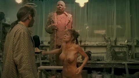 Vilma Seidlova, Hana Seidlova - Nude & Sexy Videos in Pupendo (2003)
