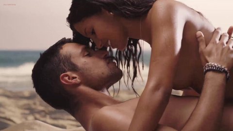 Mariam Bachir - Nude & Sexy Videos in El Niño (2014)